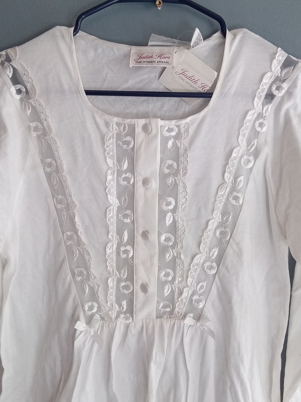 Judith Kaye White Lace-Panel Button Front Blouse
